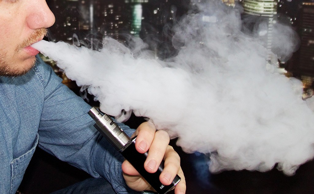 Savor the Symphony: A Harmony of Flavor in Rechargeable Vapes